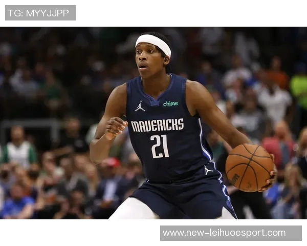 保罗半场哑火仅得1板1助英雄迟暮的他还能否重返巅峰