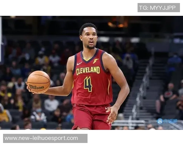 莫布里表现出色却难救主15投8中斩获21分11篮板5助攻三分球精准罚球失准